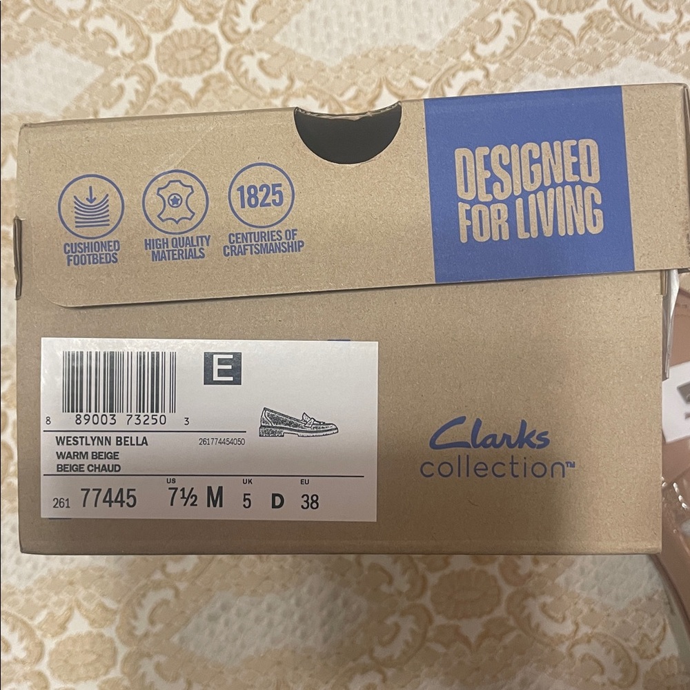 CLARKS WESTLYNN BELLA Beige Loafers with Tassels Size 7.5M - Picture 7 of 7